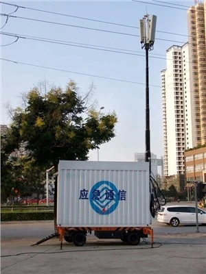 Teleskopski mobilni komunikacijski toranj Cell On Wheels